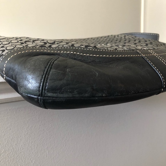 Coach Black Signature Shoulder Bag - Picture 7 of 7